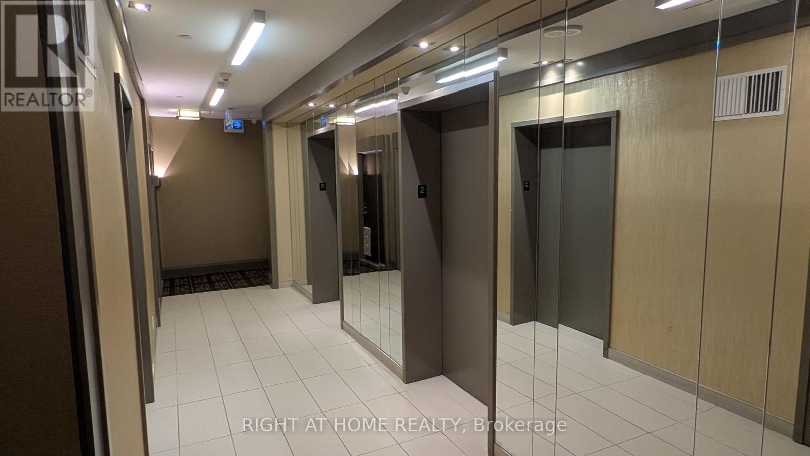 203 - 15 Zorra Street, Toronto, Ontario  M8Z 0C1 - Photo 3 - W12114367