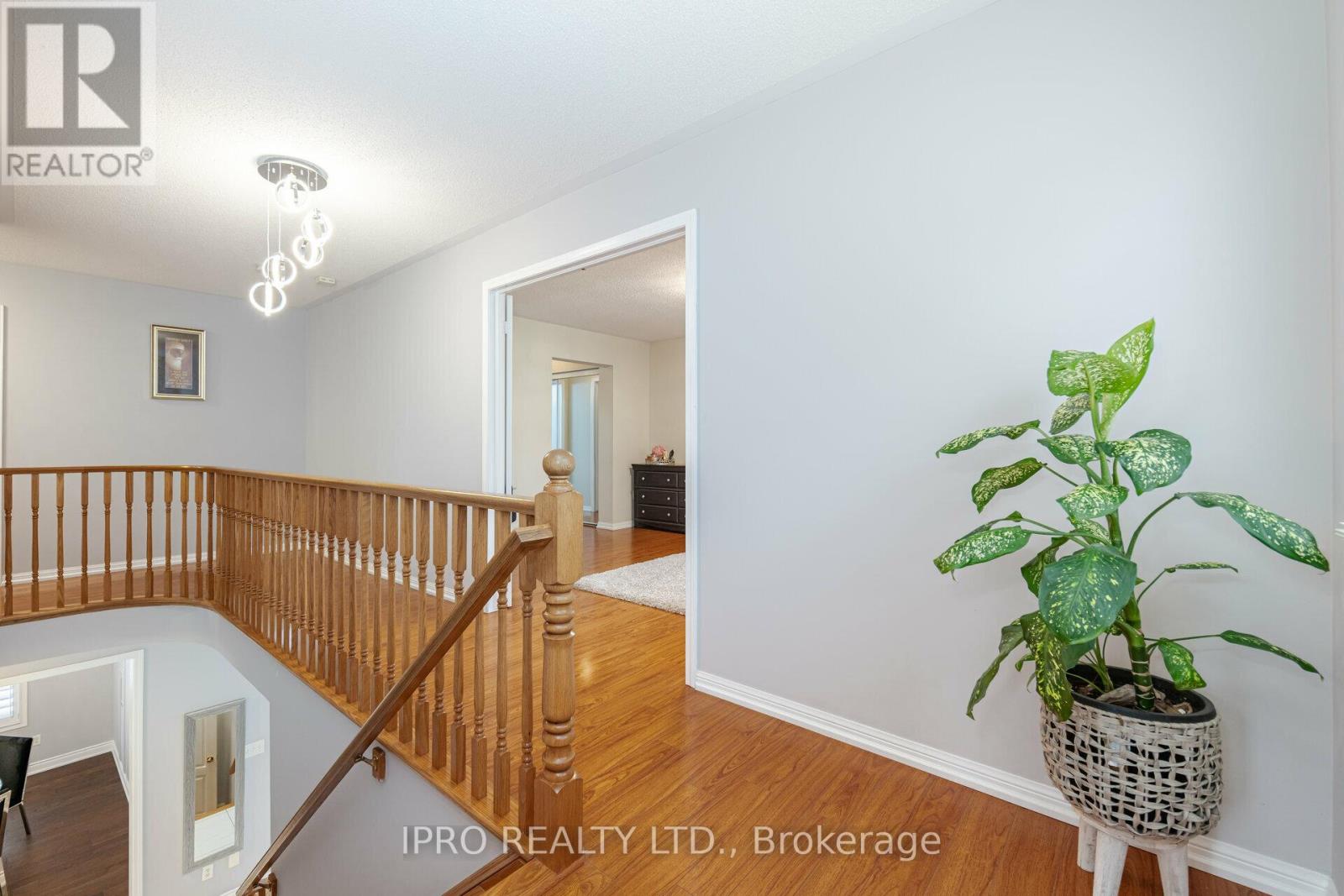 14 Valleywest Road, Brampton (Vales Of Castlemore), Ontario  L6P 2J9 - Photo 19 - W12114375