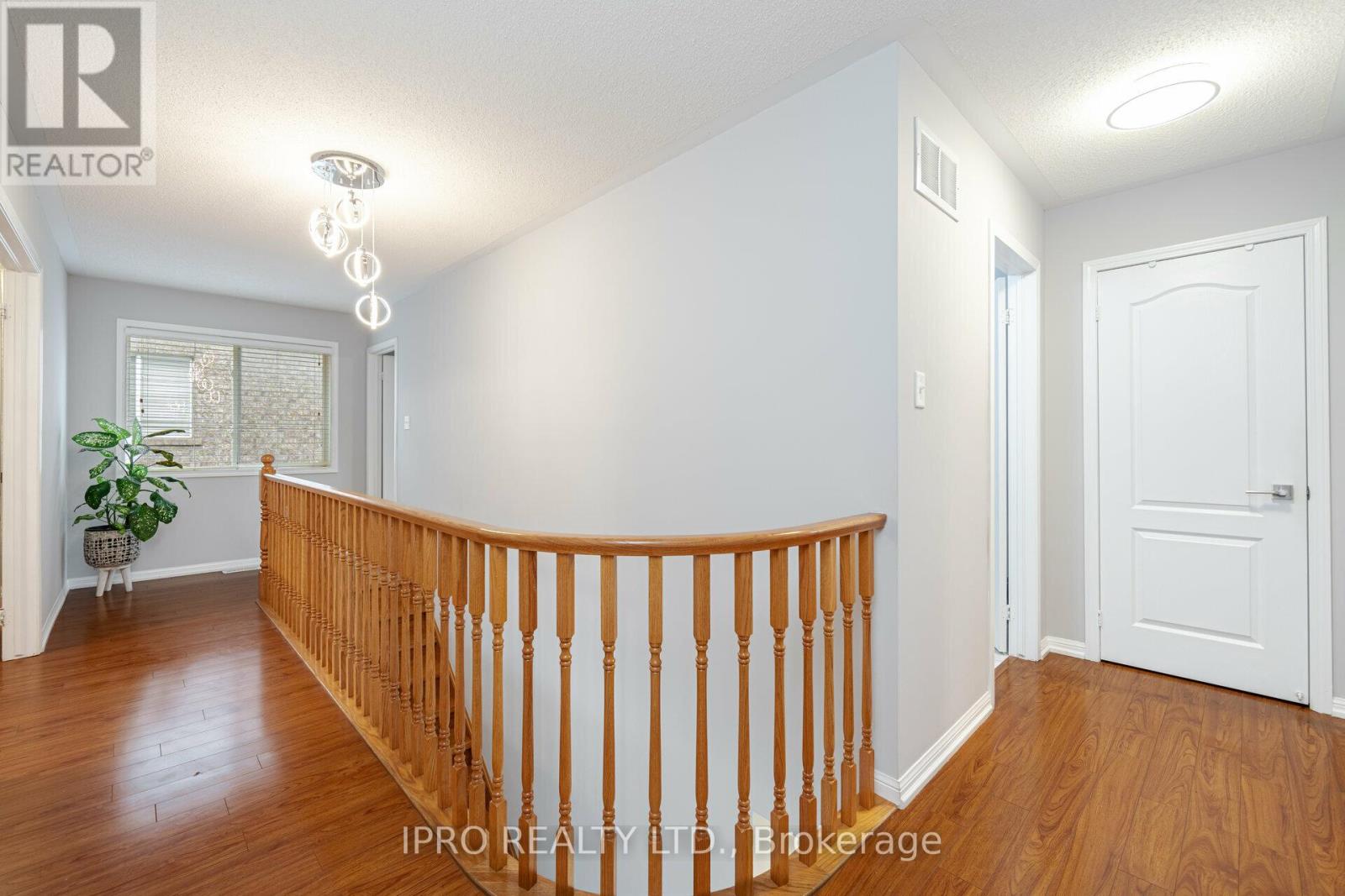 14 Valleywest Road, Brampton (Vales Of Castlemore), Ontario  L6P 2J9 - Photo 25 - W12114375