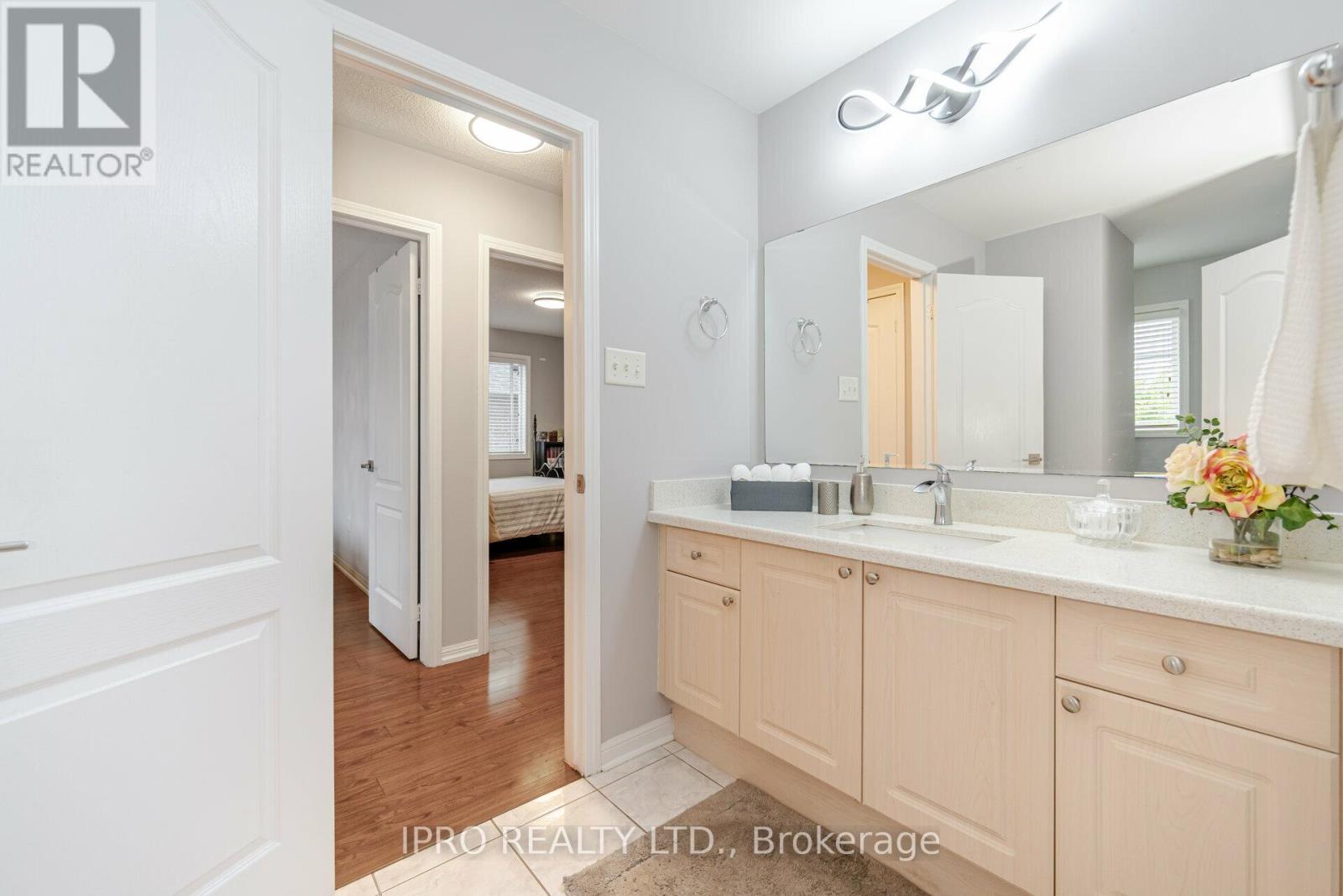 14 Valleywest Road, Brampton (Vales Of Castlemore), Ontario  L6P 2J9 - Photo 28 - W12114375
