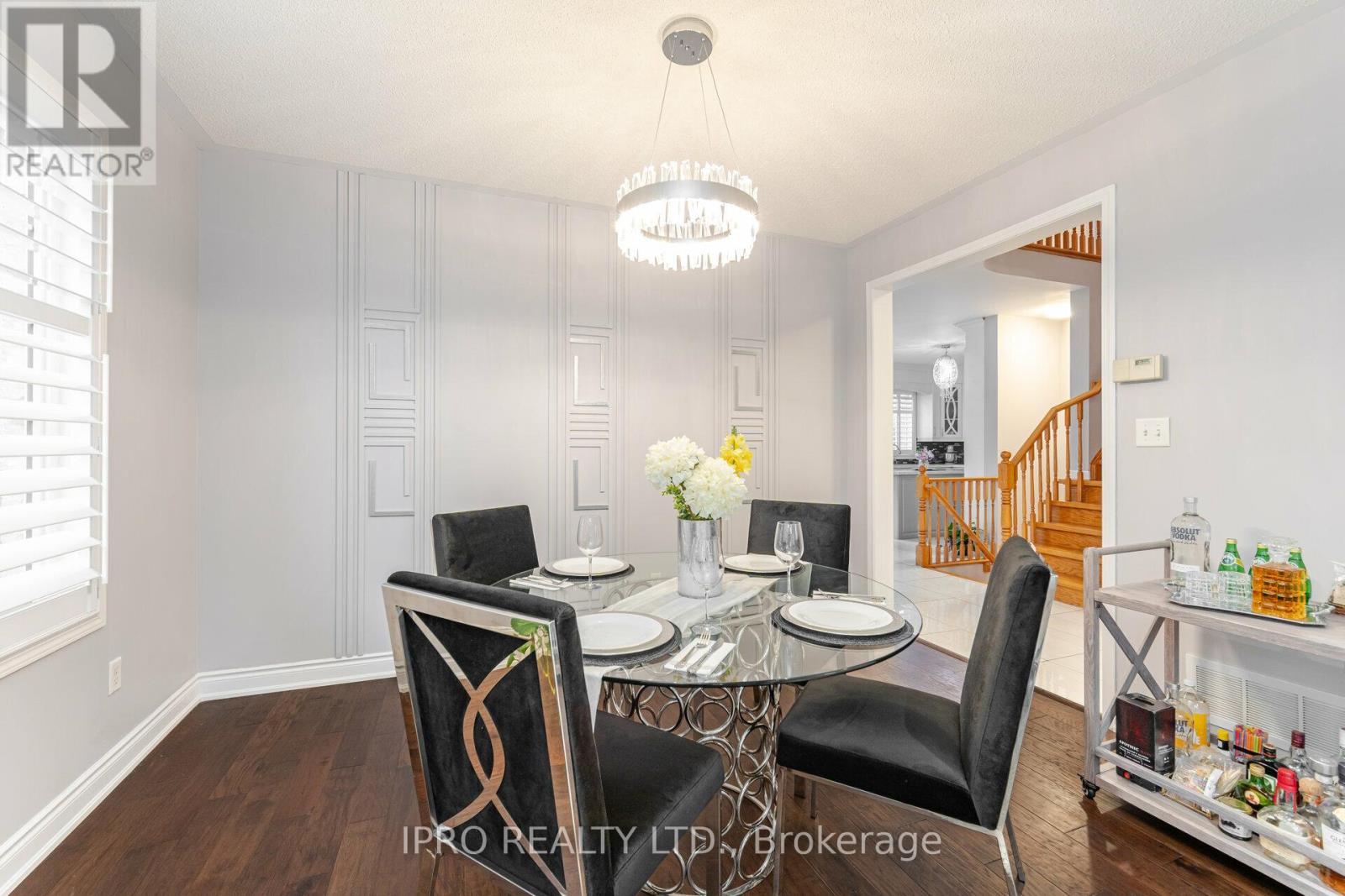 14 Valleywest Road, Brampton (Vales Of Castlemore), Ontario  L6P 2J9 - Photo 7 - W12114375