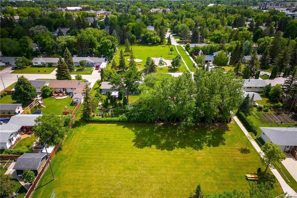 455 Ash Avenue, Steinbach, Manitoba  R5G 0G4 - Photo 12 - 202509389