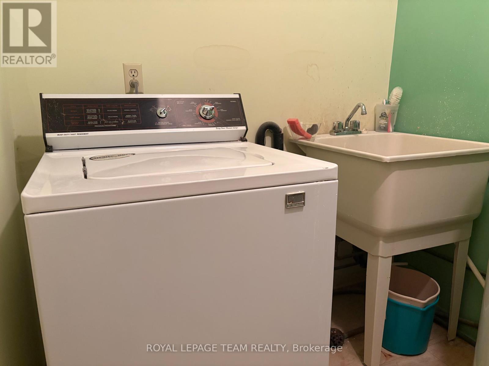 B - 7 Harness Lane, Ottawa, Ontario  K2M 1E1 - Photo 23 - X12114347