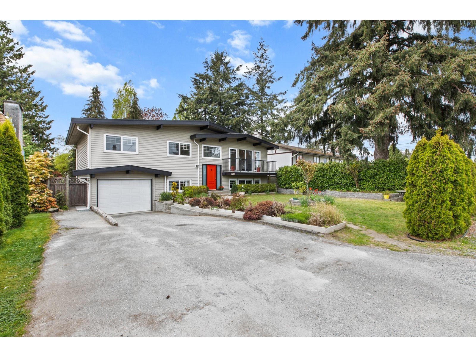 7185 115th Street, Delta, British Columbia  V4E 1X8 - Photo 2 - R2995354