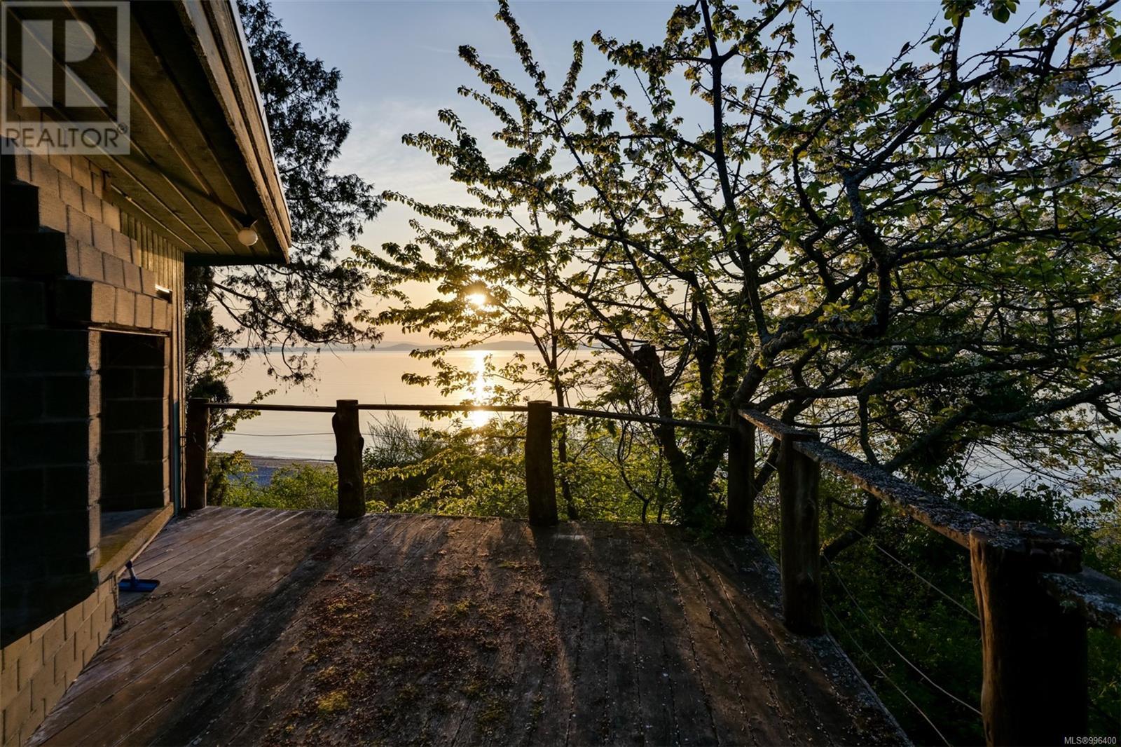 5153 Cordova Bay Rd, Saanich, British Columbia  V8Y 2K1 - Photo 7 - 996400