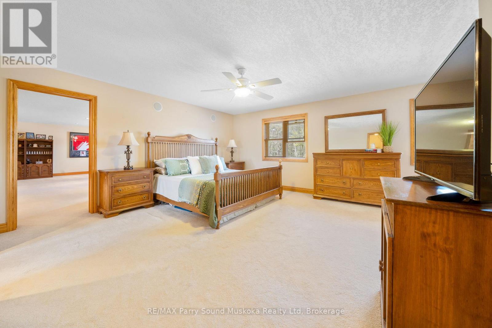 217 South Shore Road, The Archipelago (Archipelago North), Ontario  P0G 1K0 - Photo 32 - X12114405