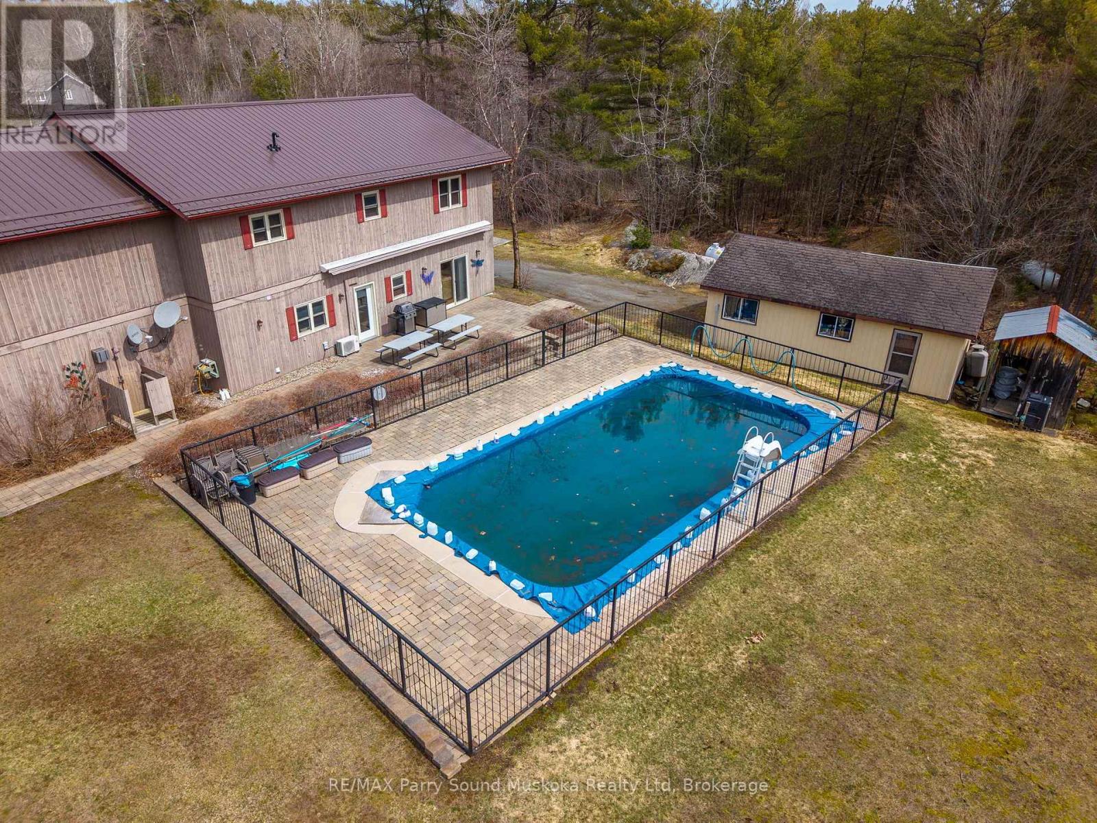 217 South Shore Road, The Archipelago (Archipelago North), Ontario  P0G 1K0 - Photo 4 - X12114405