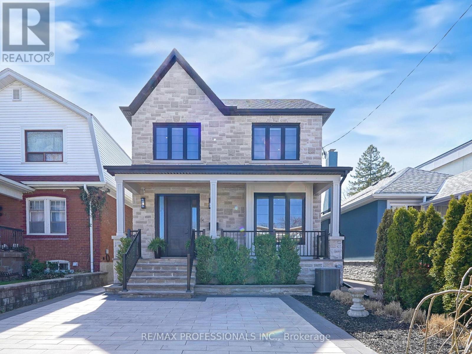 Property at 92 GEORGE STREET image 1