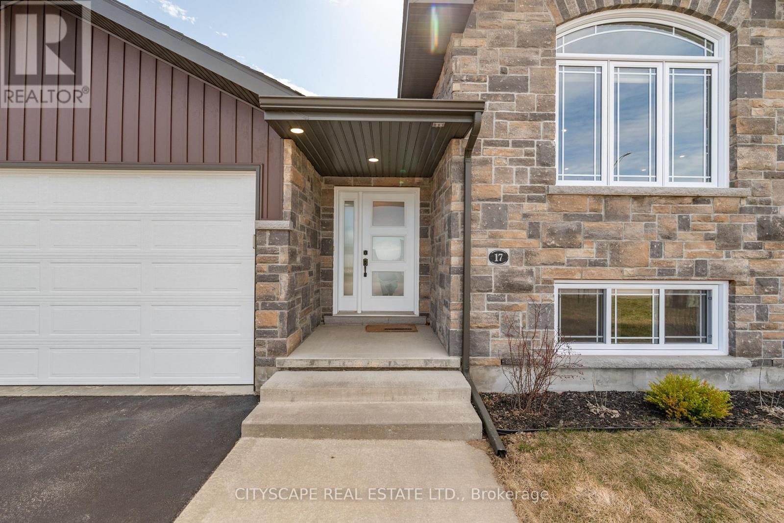 Property at 17 DREW STREET image 4