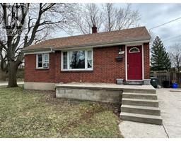 631 WALLACE AVENUE, Windsor, Ontario