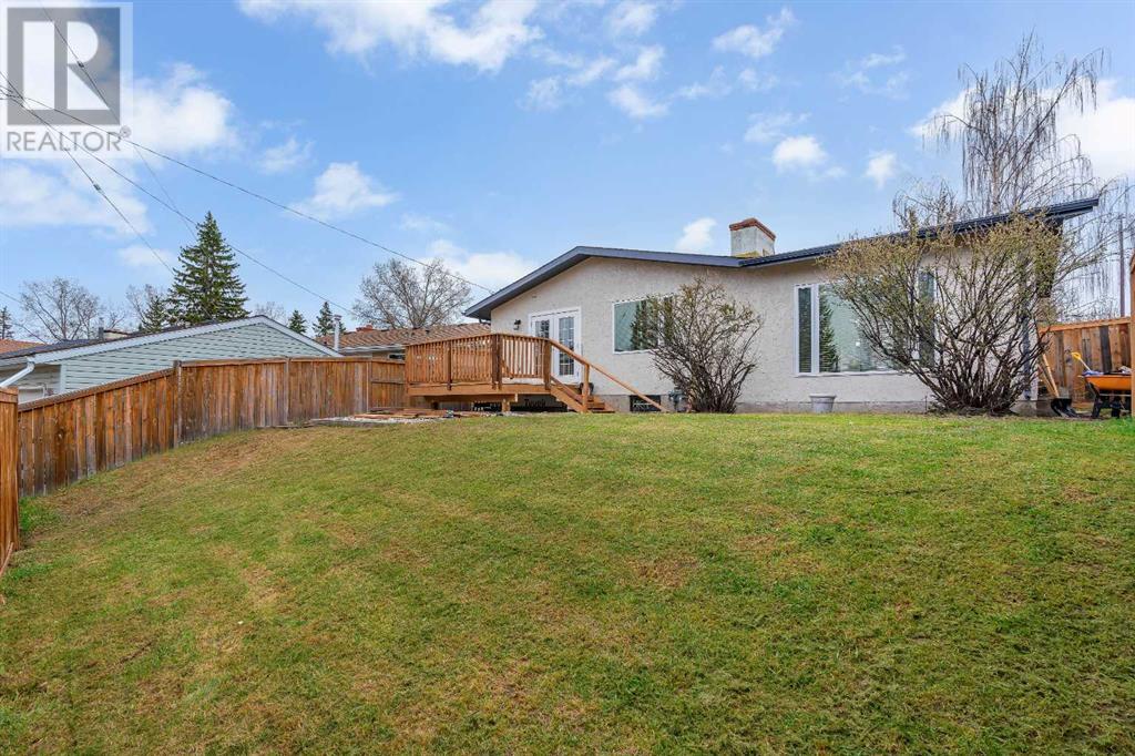 10636 Oakmoor Way Sw, Calgary, Alberta  T2W 2H8 - Photo 39 - A2201303