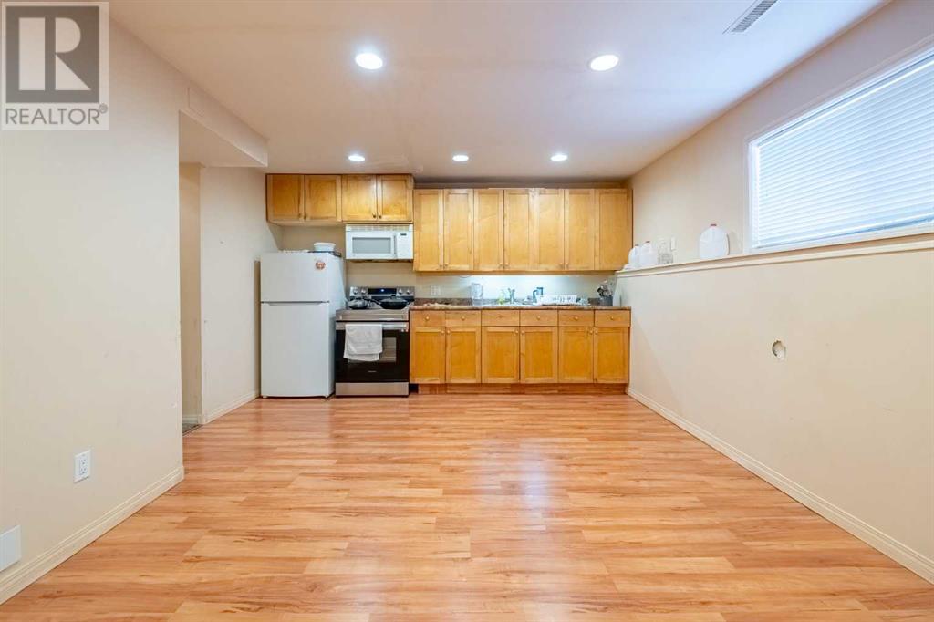 137 Martinglen Way Ne, Calgary, Alberta  T3J 3L1 - Photo 40 - A2194702