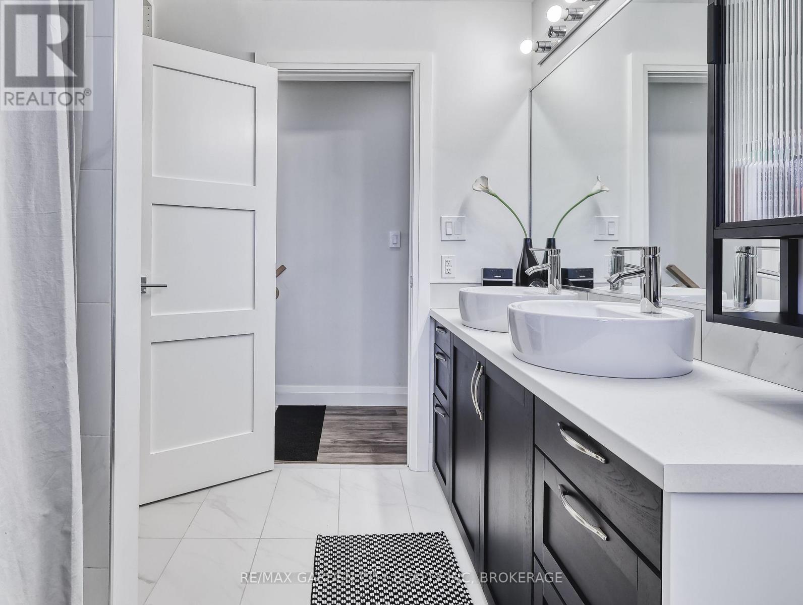 66 Lockview Crescent, St. Catharines, Ontario  L2M 2T5 - Photo 20 - X12114422