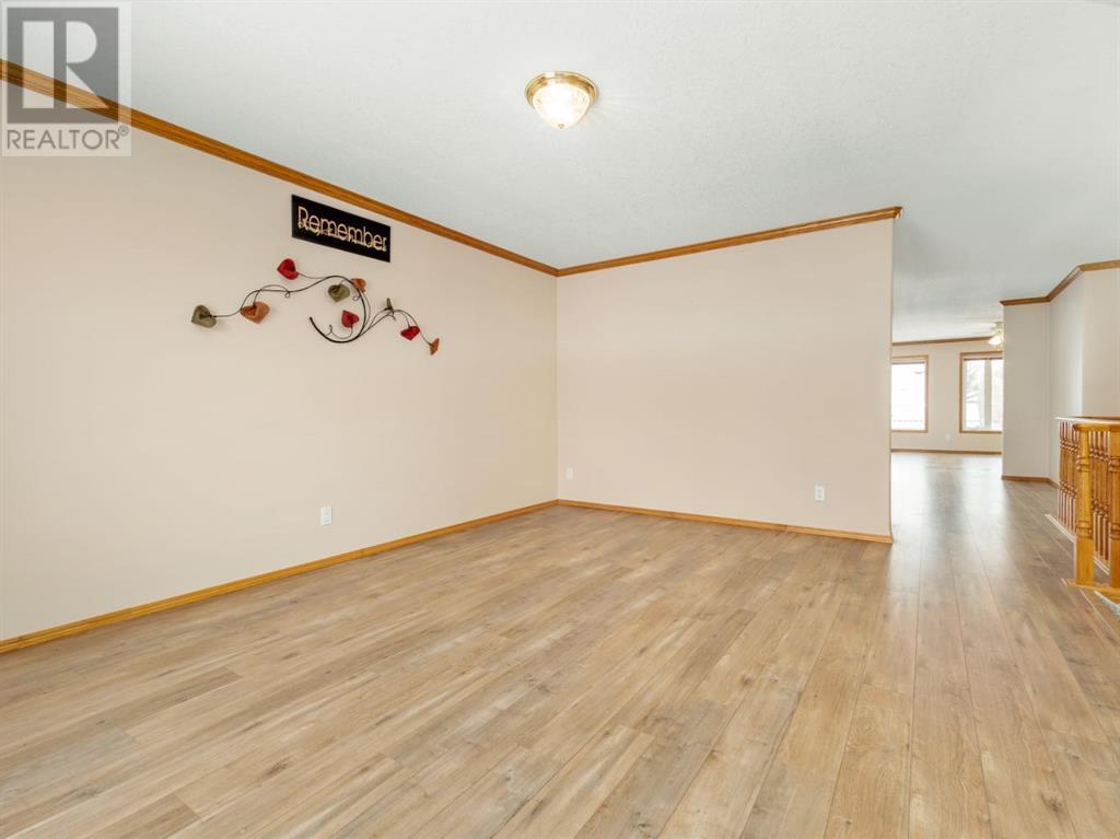 592 6 Street W, Cardston, Alberta  T0K 0K0 - Photo 4 - A2207551