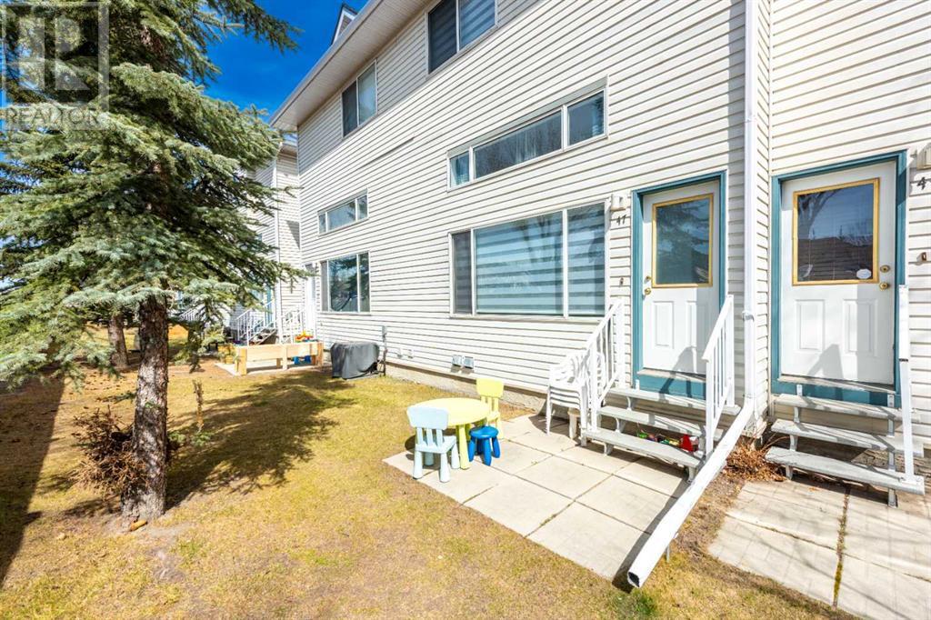 47 Harvest Oak Circle Ne, Calgary, Alberta  T3K 4S6 - Photo 3 - A2211506