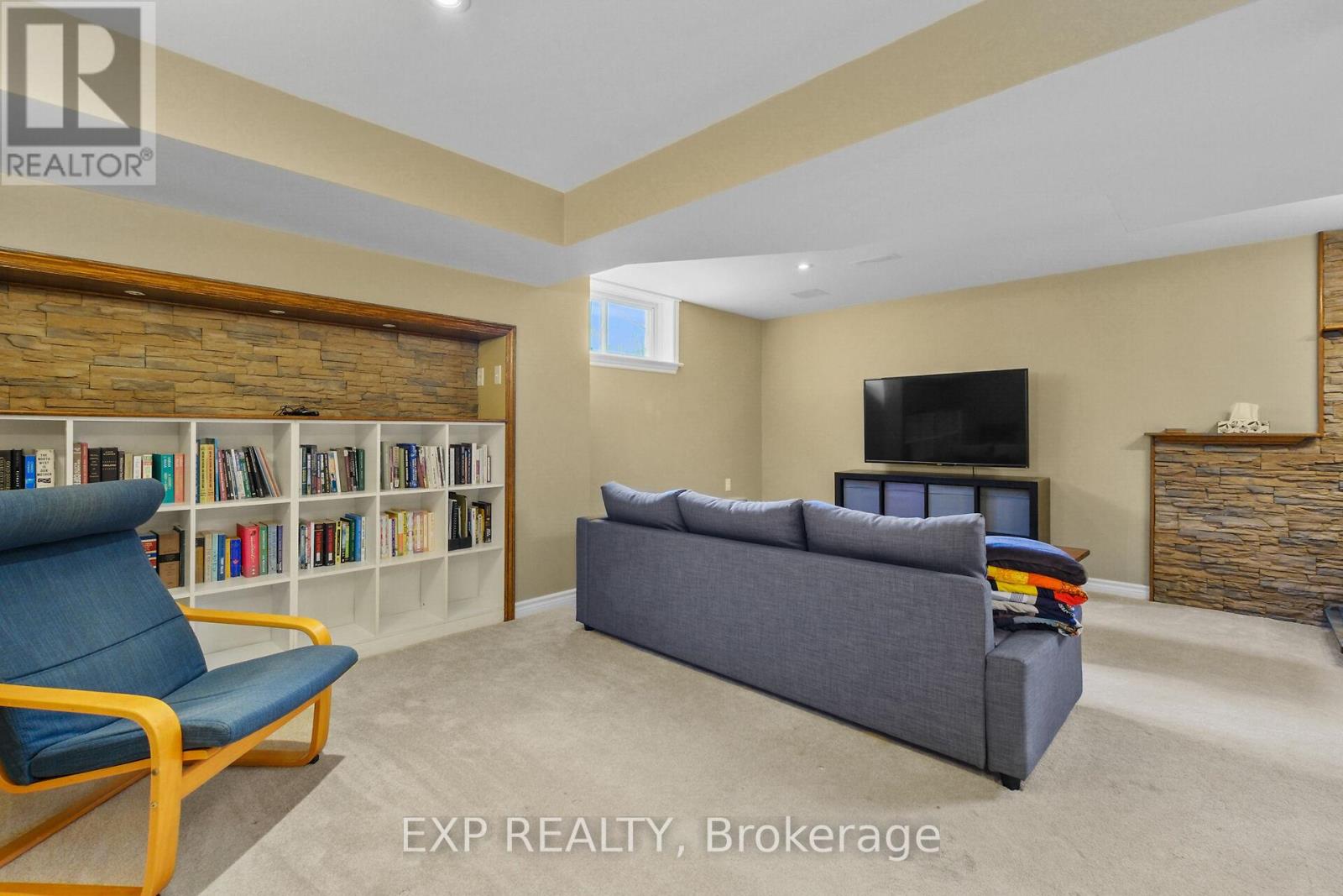 21 Anthony Curro Drive, North Grenville, Ontario  K0G 1J0 - Photo 30 - X12114446