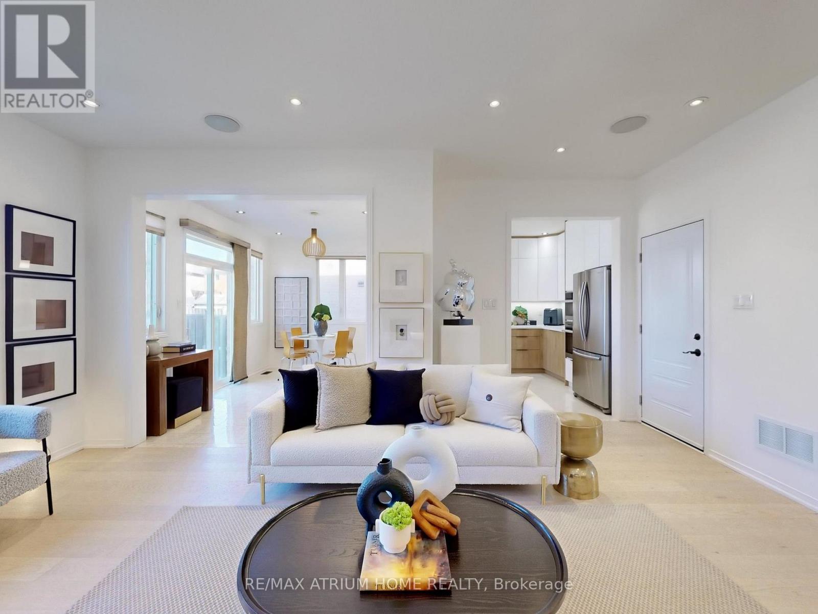 Property at 25 WILLHARPER GATE image 4