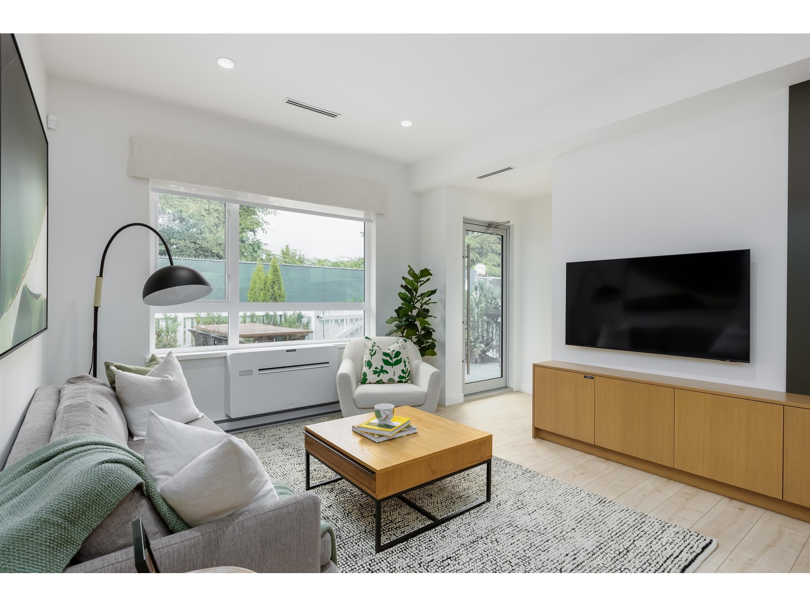 419 13777 75a Avenue, Surrey, British Columbia  V0V 0V0 - Photo 11 - R2996664