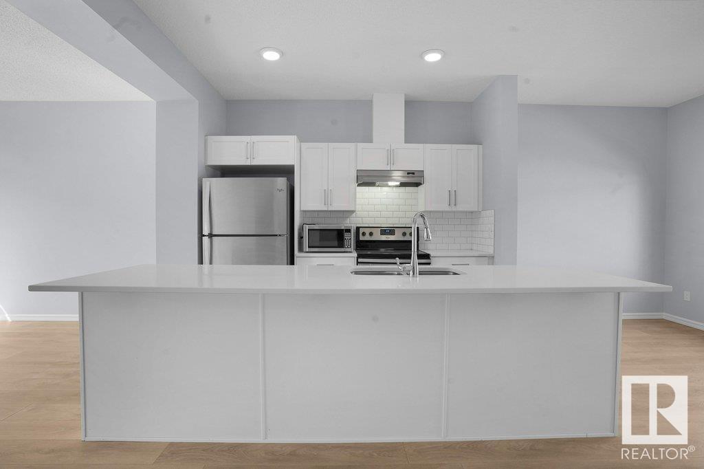 Property at #17 804 WELSH DR SW image 5