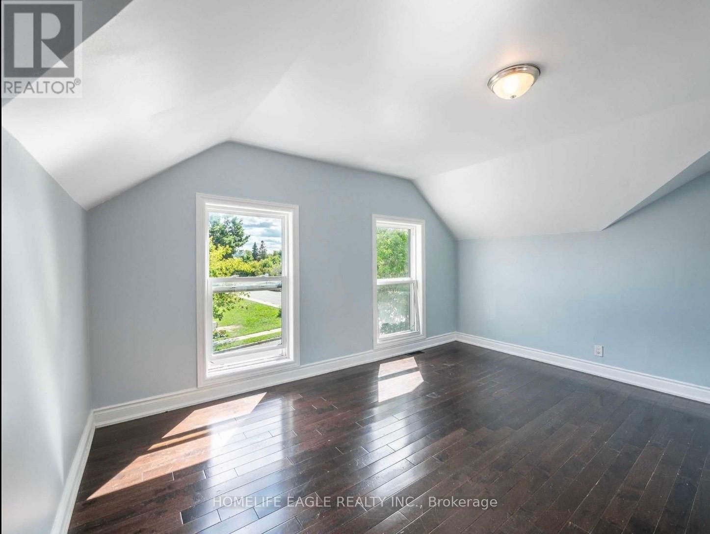 Main - 87 Simcoe Road, Bradford West Gwillimbury, Ontario  L3Z 2A7 - Photo 5 - N12114495