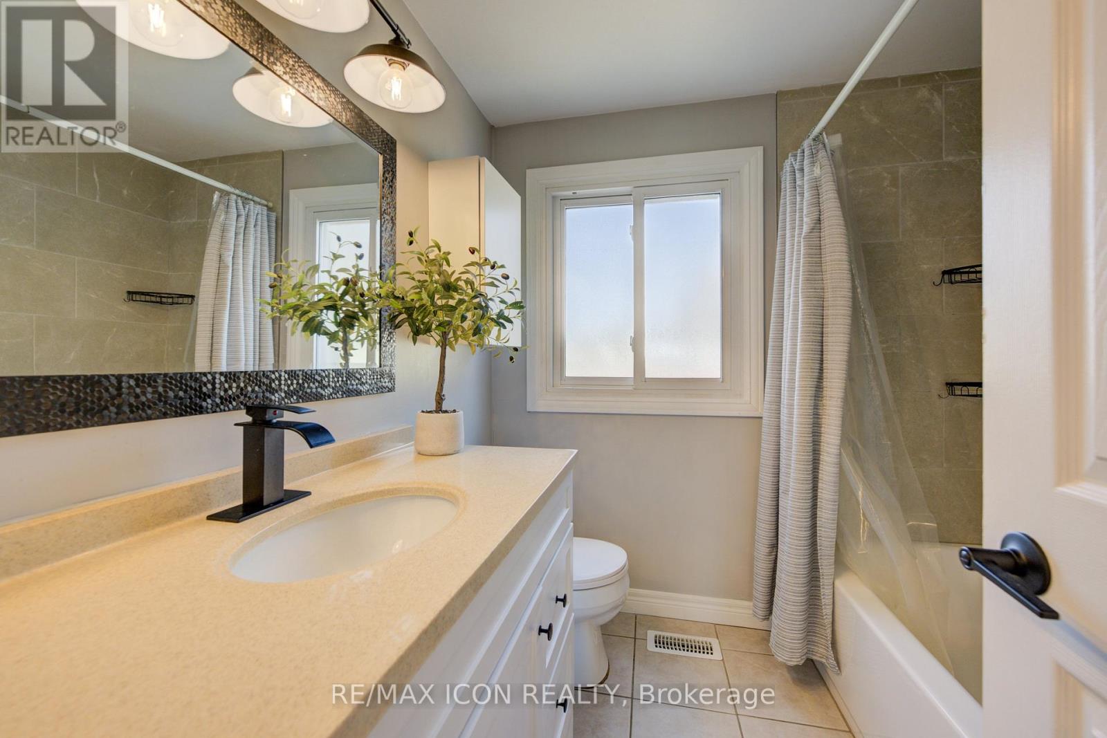 2 Briarlea Road, Guelph, Ontario  N1G 3H5 - Photo 23 - X12114483