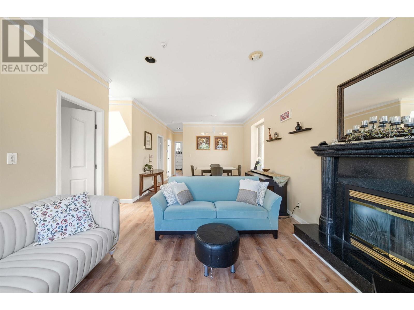 Listing Picture 7 of 34 : 5323 DUMFRIES STREET, Vancouver / 溫哥華 - 魯藝地產 Yvonne Lu Group - MLS Medallion Club Member