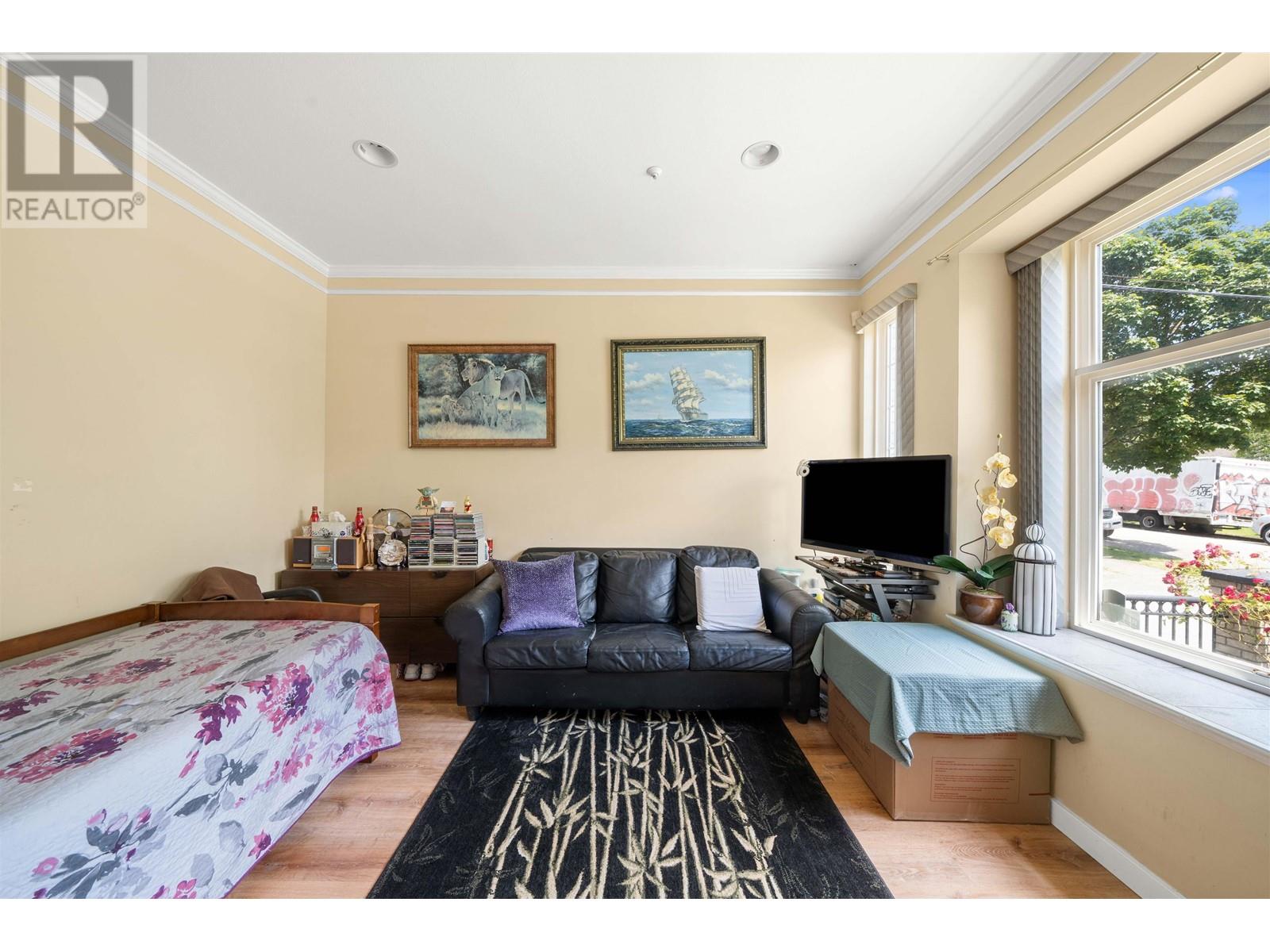 Listing Picture 23 of 34 : 5323 DUMFRIES STREET, Vancouver / 溫哥華 - 魯藝地產 Yvonne Lu Group - MLS Medallion Club Member