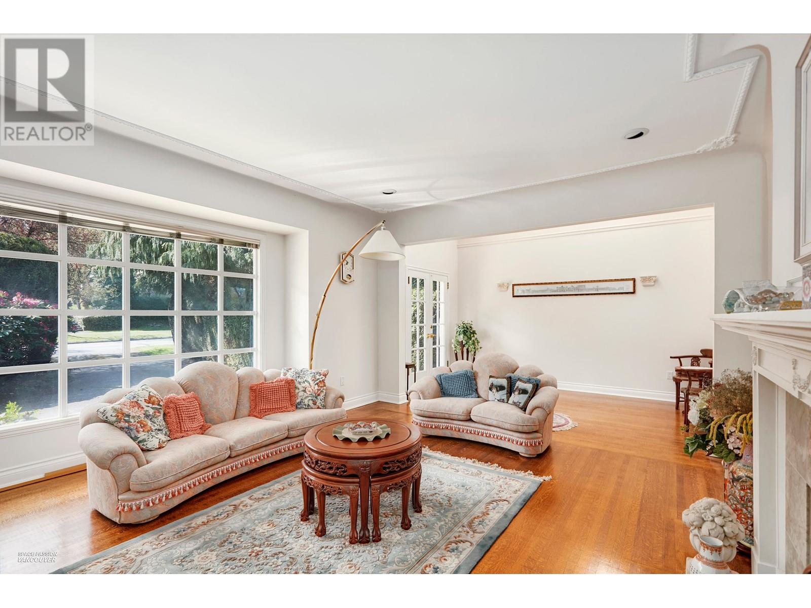 1355 W 33rd Avenue, Vancouver, British Columbia  V6M 1A6 - Photo 4 - R2996274