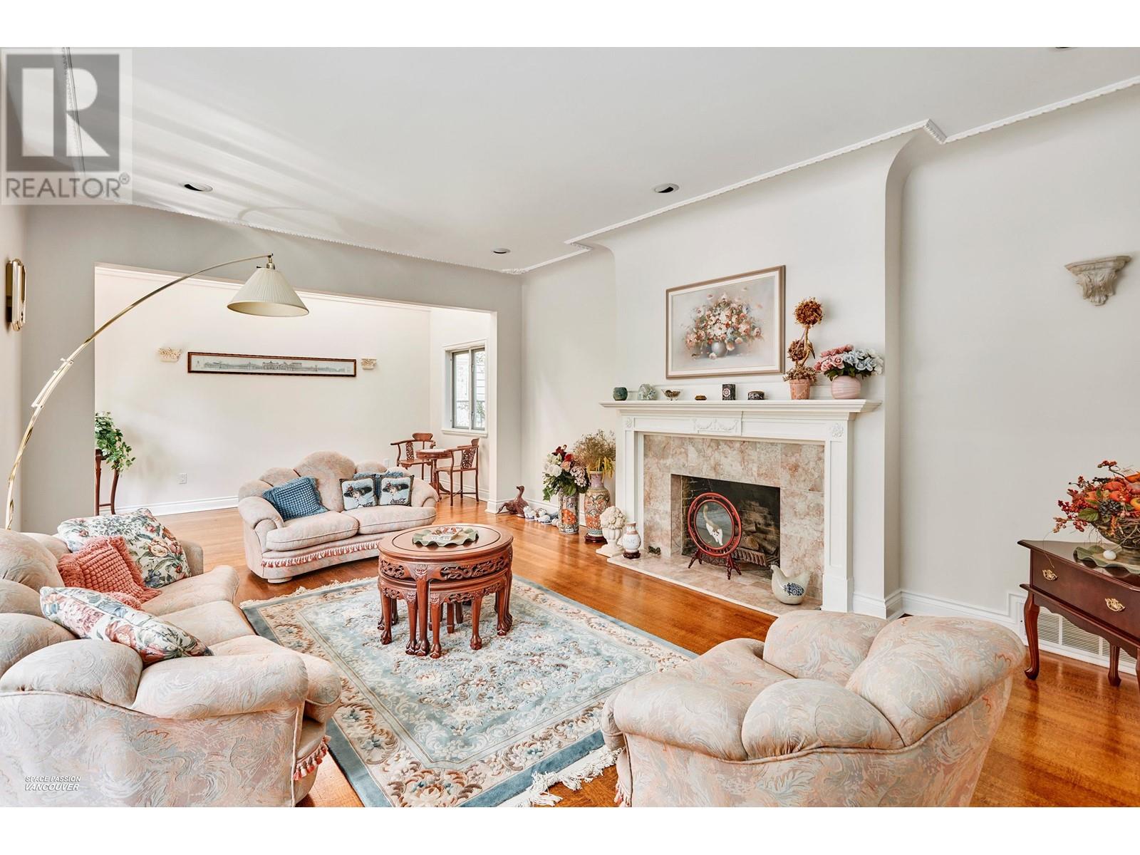 1355 W 33rd Avenue, Vancouver, British Columbia  V6M 1A6 - Photo 3 - R2996274