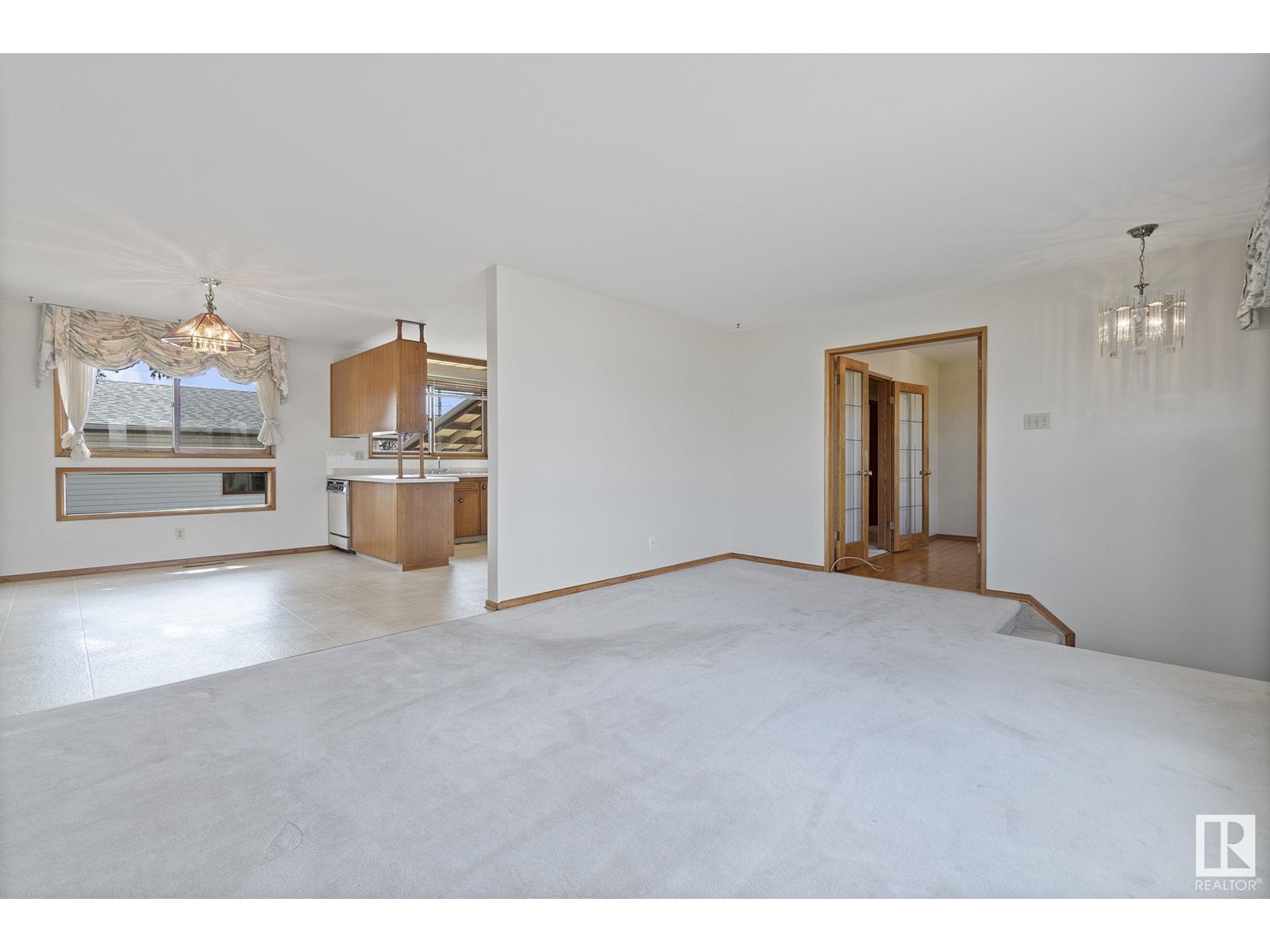 Property at 7511 132 AV NW image 5