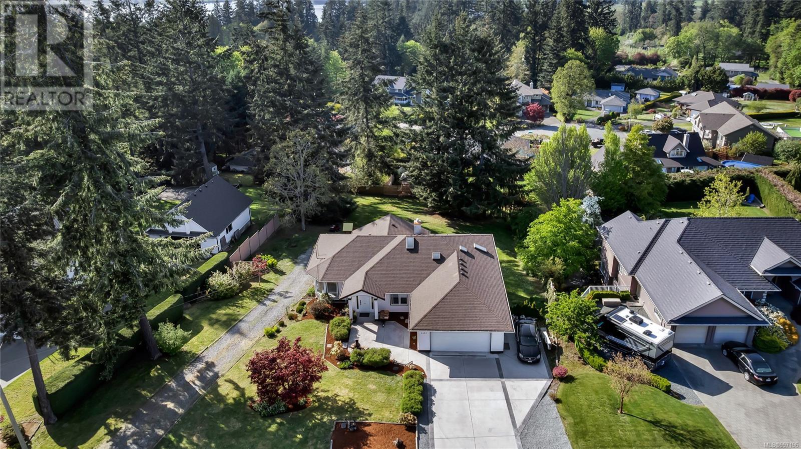 Property at 1401 Donnay Dr image 1