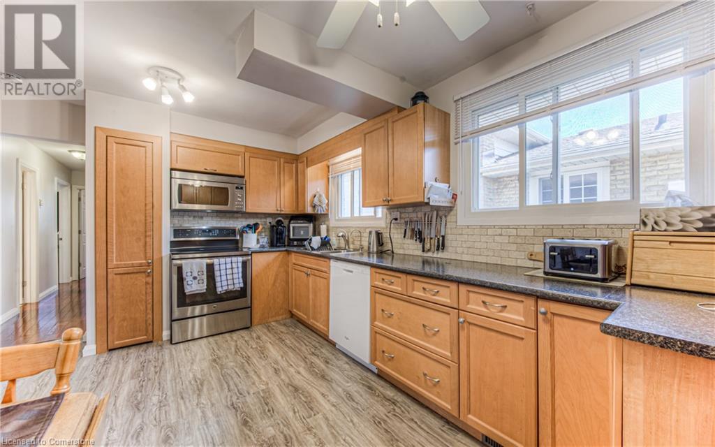 390 Westwood Drive, Kitchener, Ontario N2M 2L6 - Photo 12 - 40723457