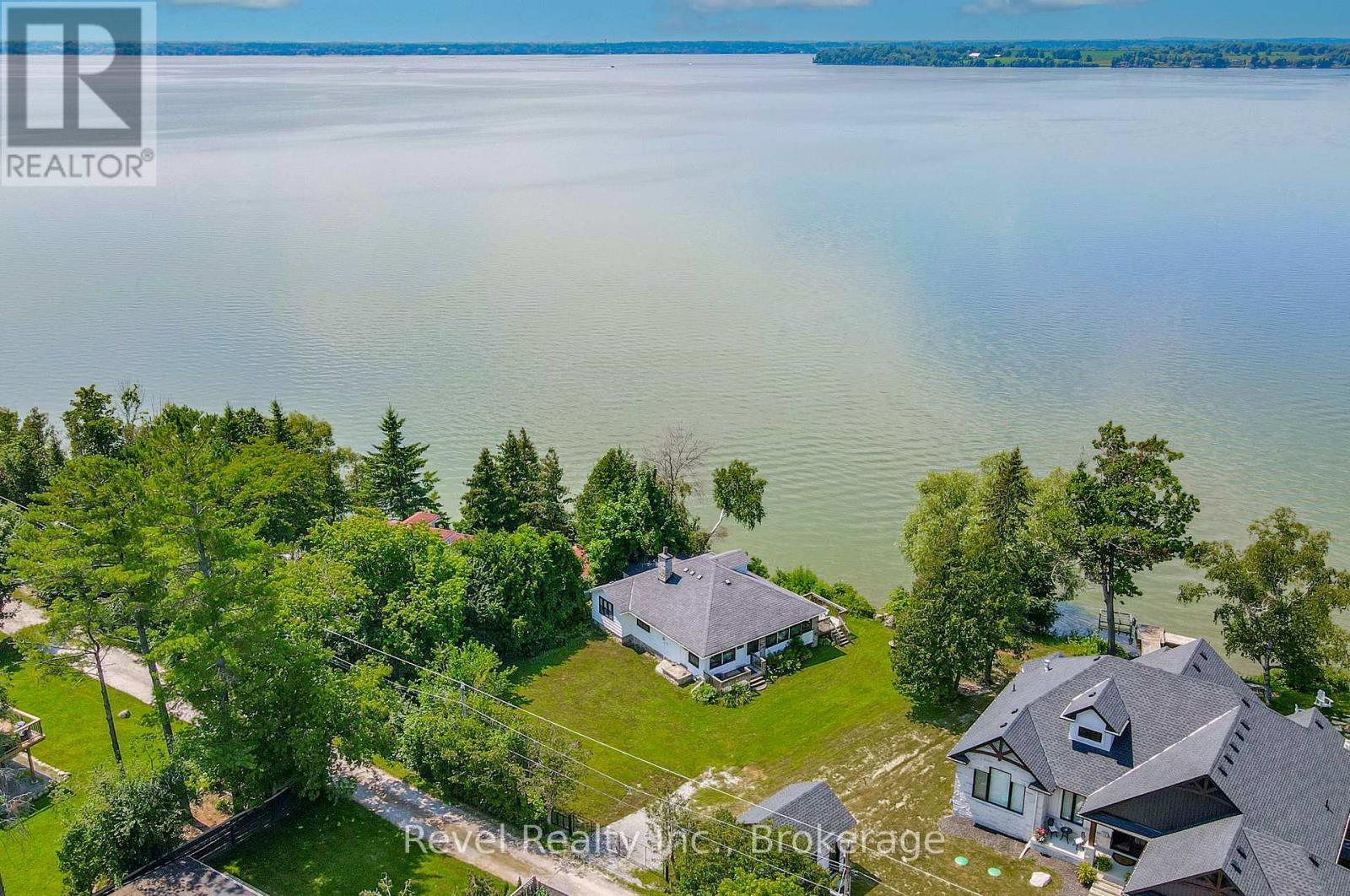 8 JOHNSTONE LANE, Scugog, Ontario