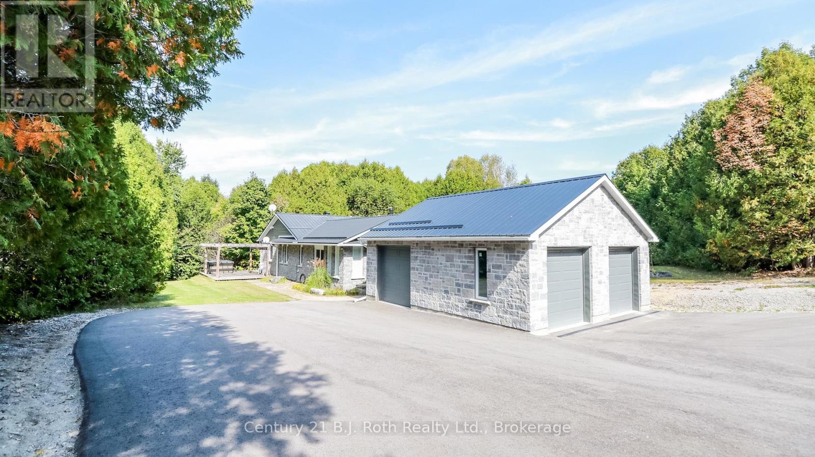 2709 Wainman Line, Severn, Ontario  L0K 1E0 - Photo 2 - S12114538