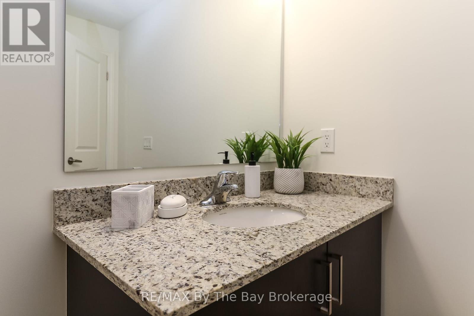 205 - 17 Spooner Crescent, Collingwood, Ontario  L9Y 1T3 - Photo 29 - S12114579