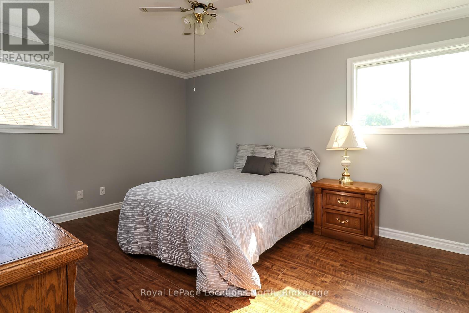 29 Innisbrook Drive, Wasaga Beach, Ontario  L9Z 1G3 - Photo 17 - S12114582