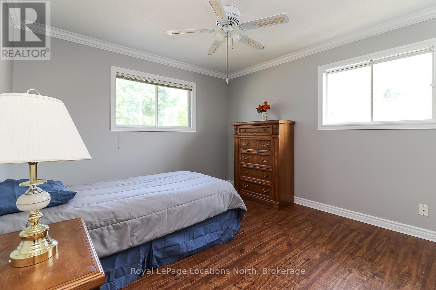 29 Innisbrook Drive, Wasaga Beach, Ontario  L9Z 1G3 - Photo 19 - S12114582