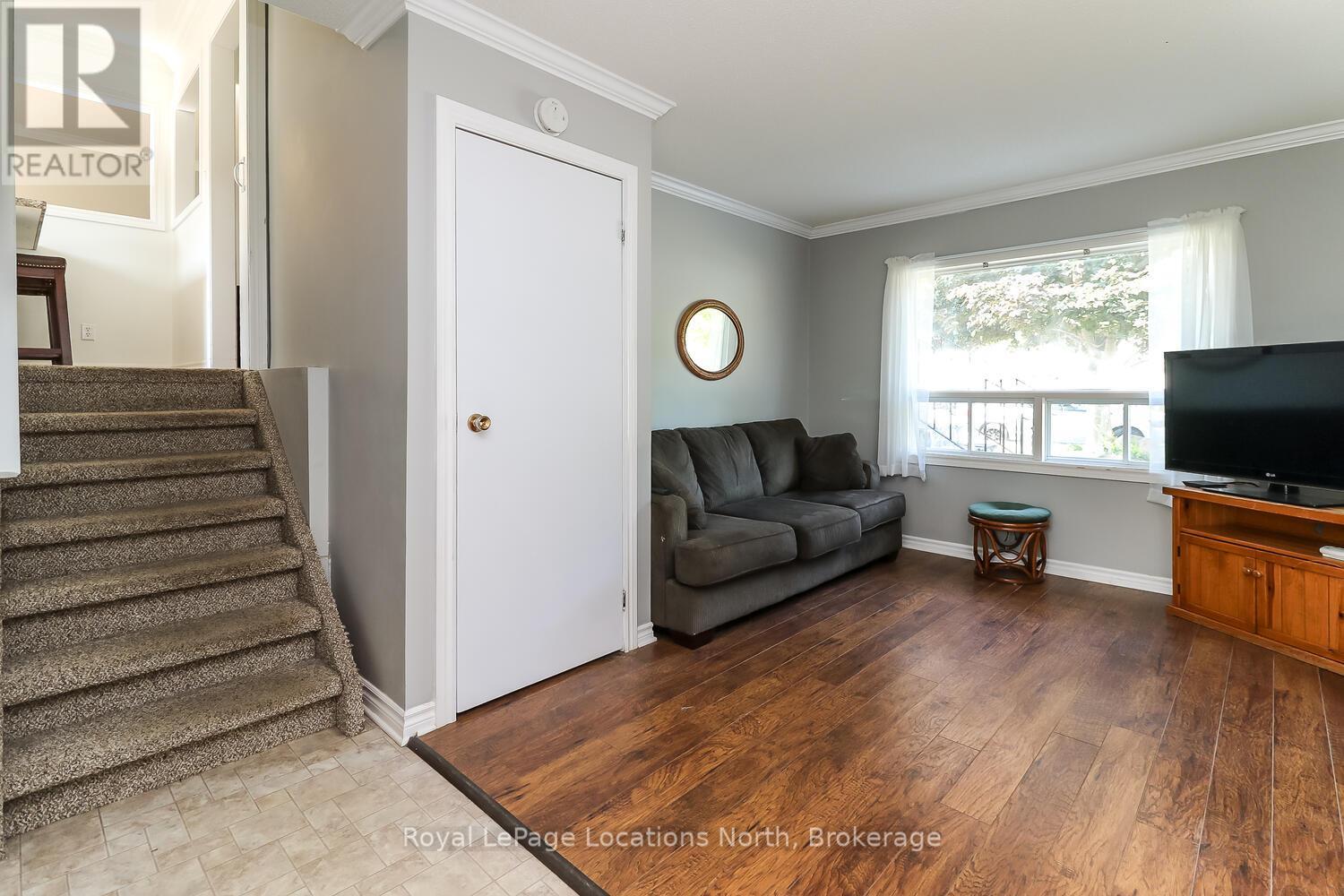 29 Innisbrook Drive, Wasaga Beach, Ontario  L9Z 1G3 - Photo 22 - S12114582