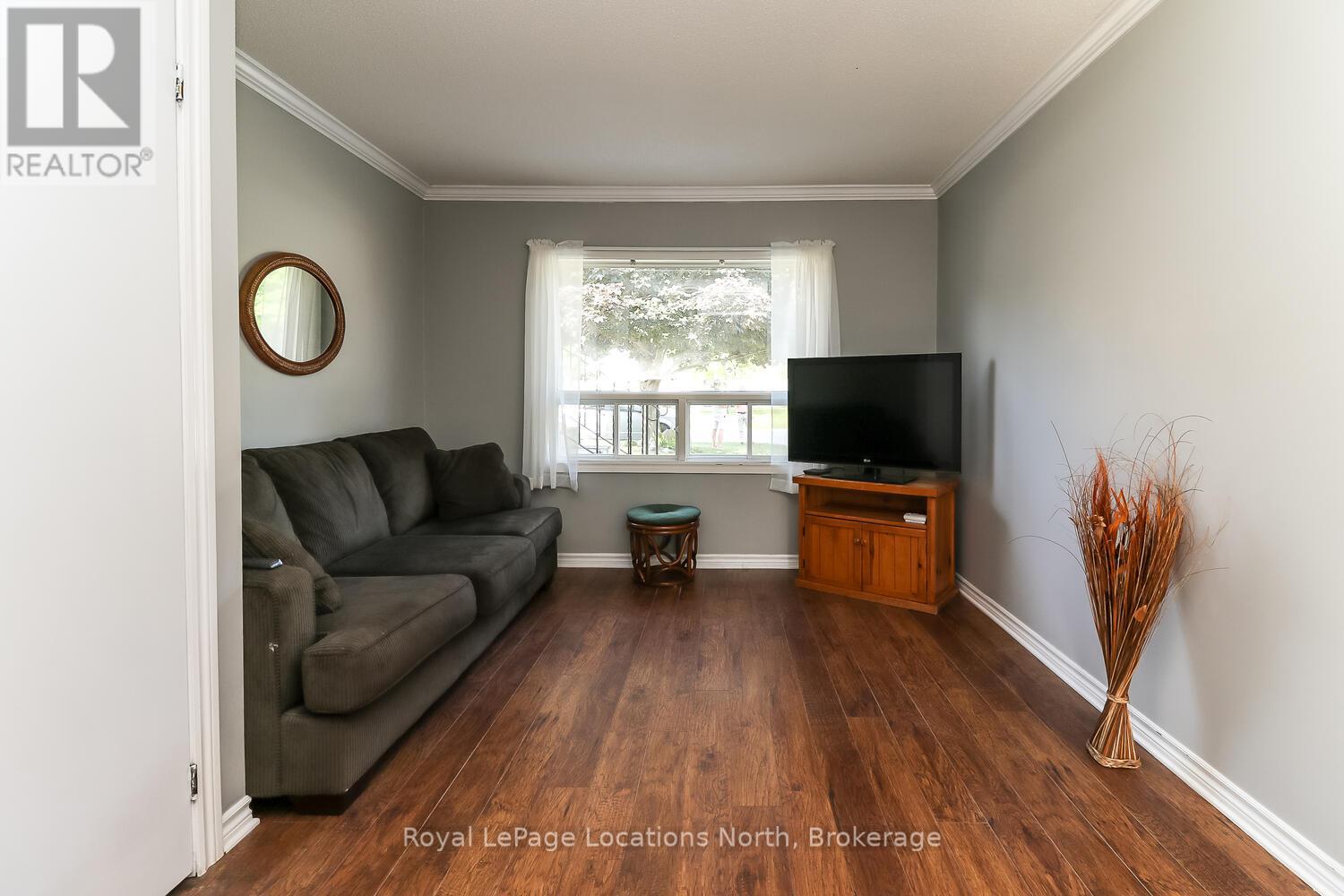 29 Innisbrook Drive, Wasaga Beach, Ontario  L9Z 1G3 - Photo 23 - S12114582