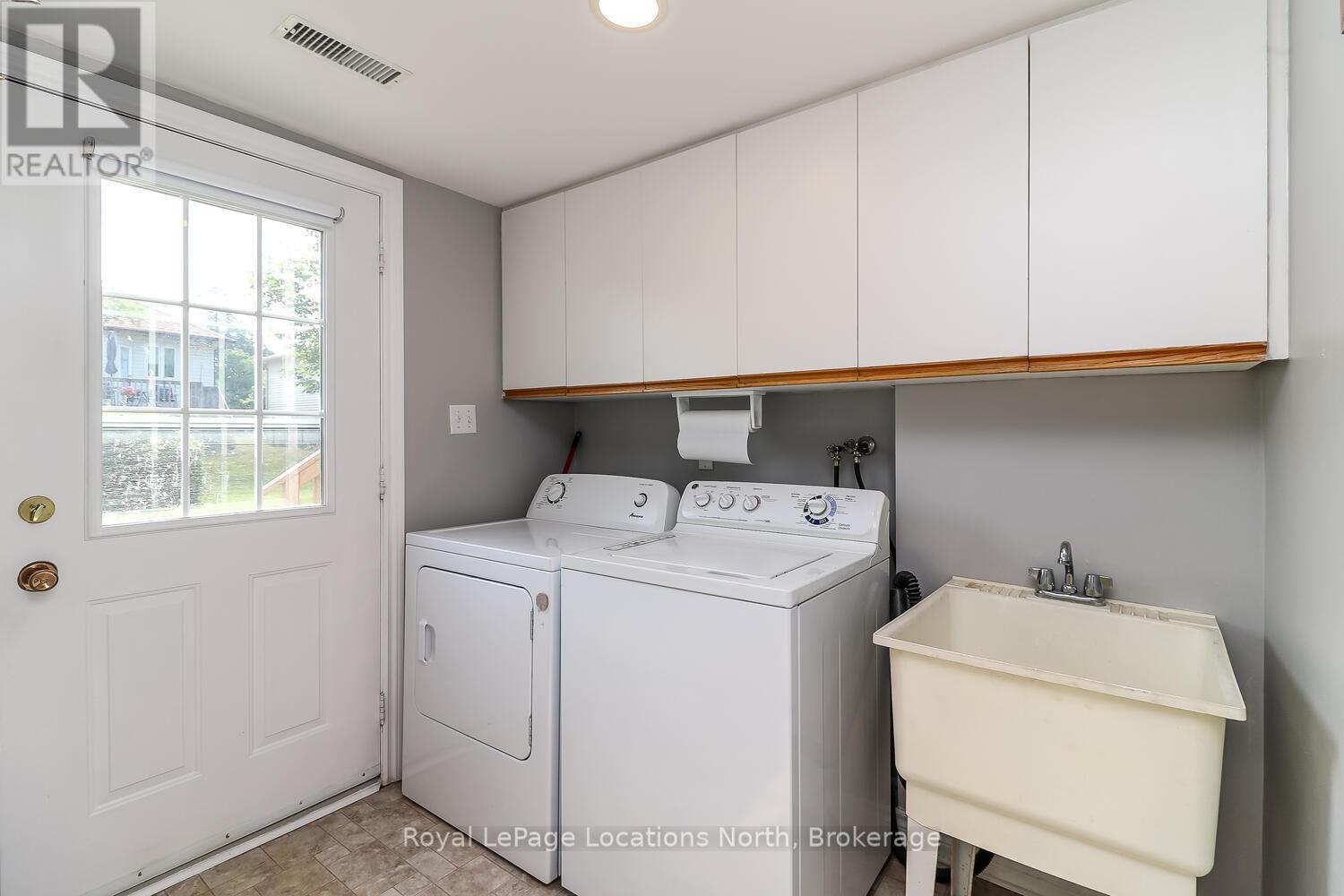 29 Innisbrook Drive, Wasaga Beach, Ontario  L9Z 1G3 - Photo 27 - S12114582