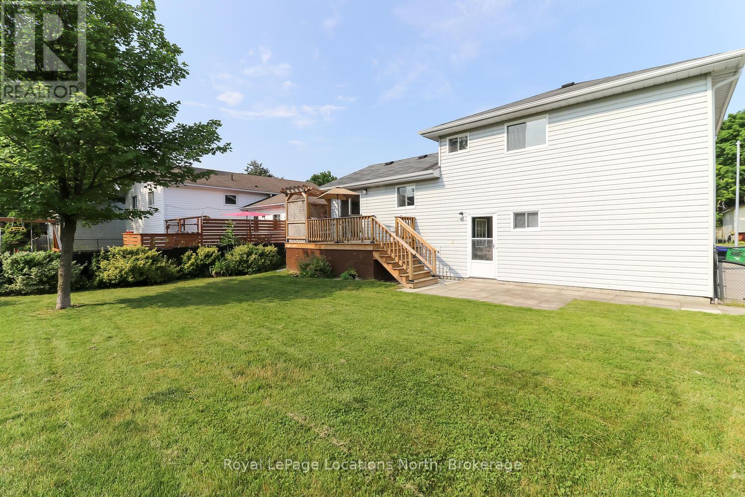 29 Innisbrook Drive, Wasaga Beach, Ontario  L9Z 1G3 - Photo 30 - S12114582