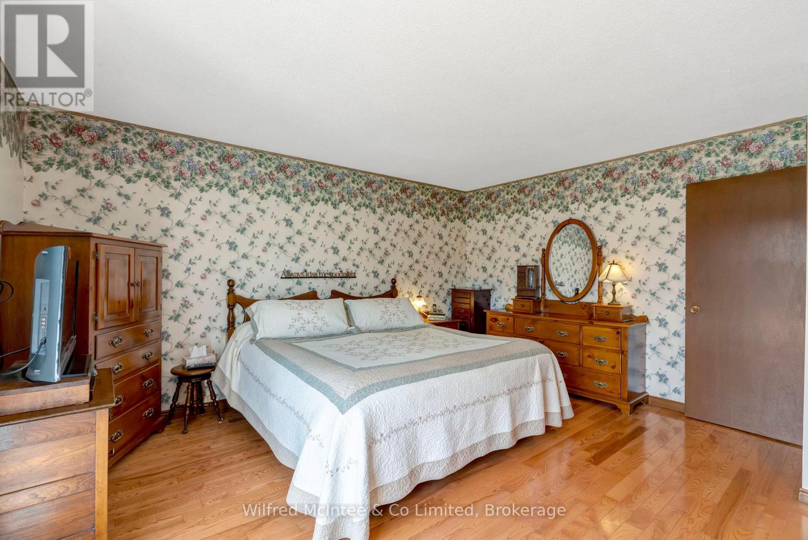 034079 5 Ndr Side Road, West Grey, Ontario  N0G 1S0 - Photo 21 - X12114593