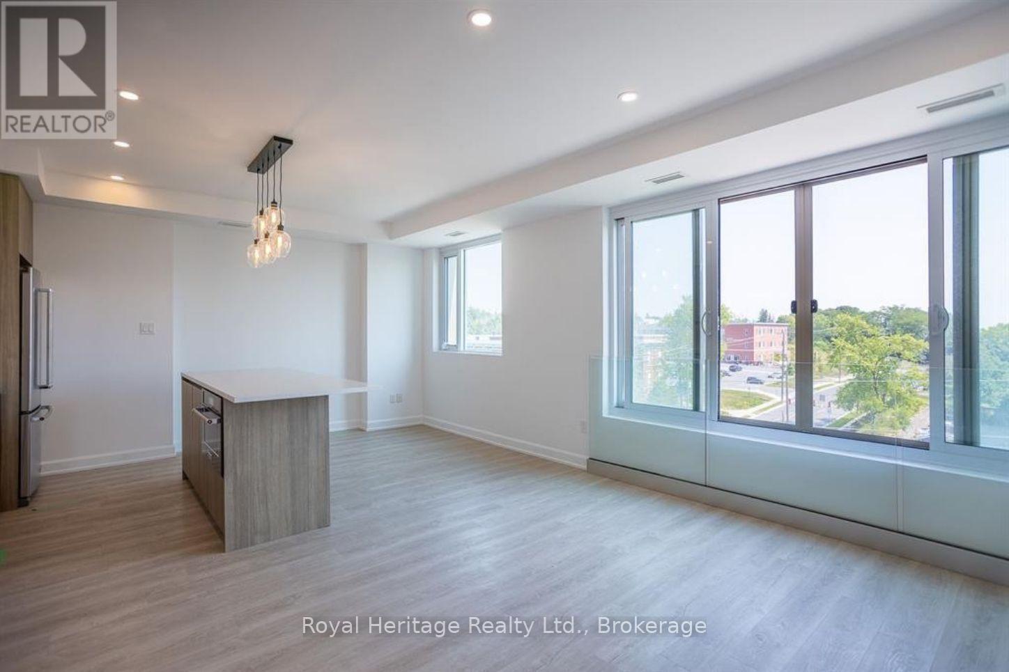 304 - 195 Hunter Street E, Peterborough East, Ontario  K9H 1G9 - Photo 10 - X12114517