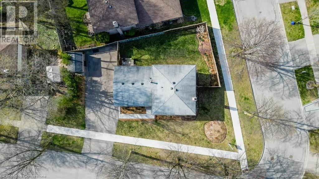 Property at 111 MARTINGLEN Crescent image 4