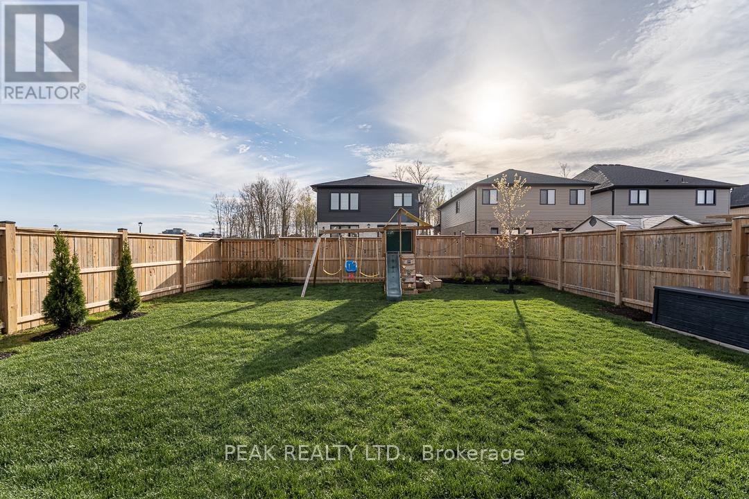 1557 Applerock Avenue, London North (North S), Ontario  N6G 0M7 - Photo 25 - X12114502