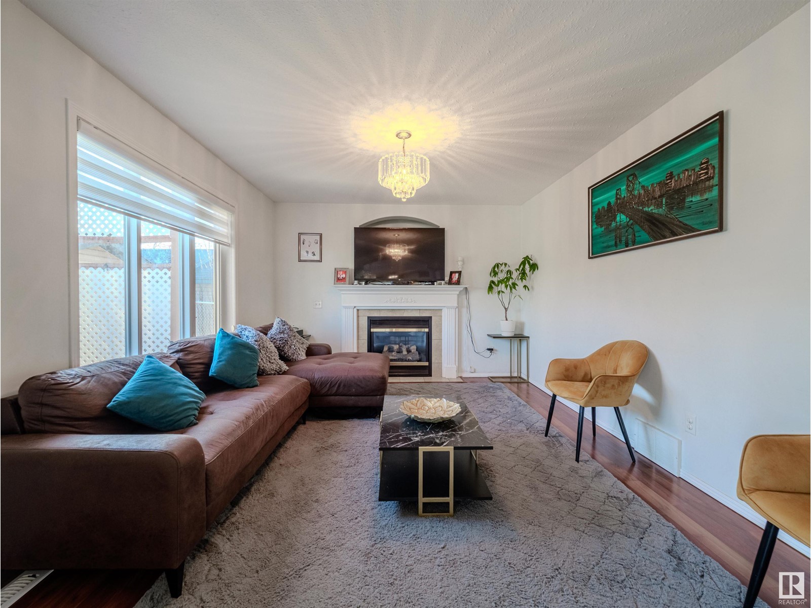 Property at 8720 163 AV NW image 3