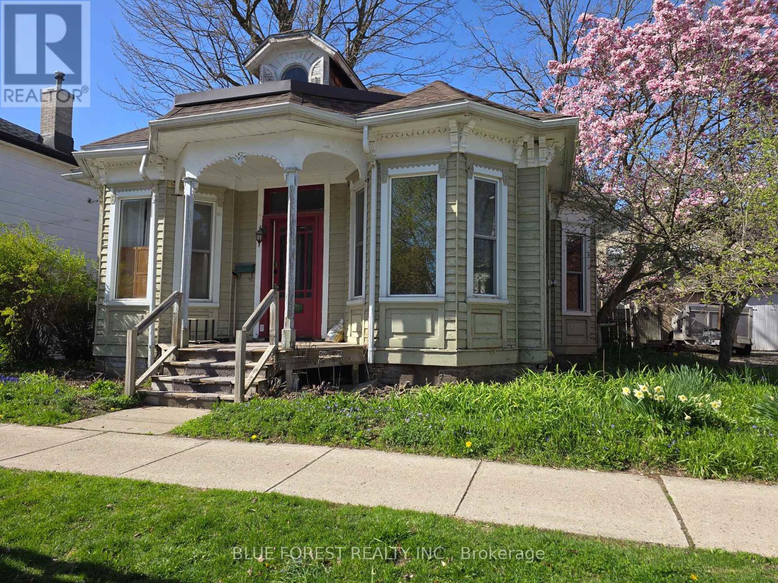 17 Scott Street