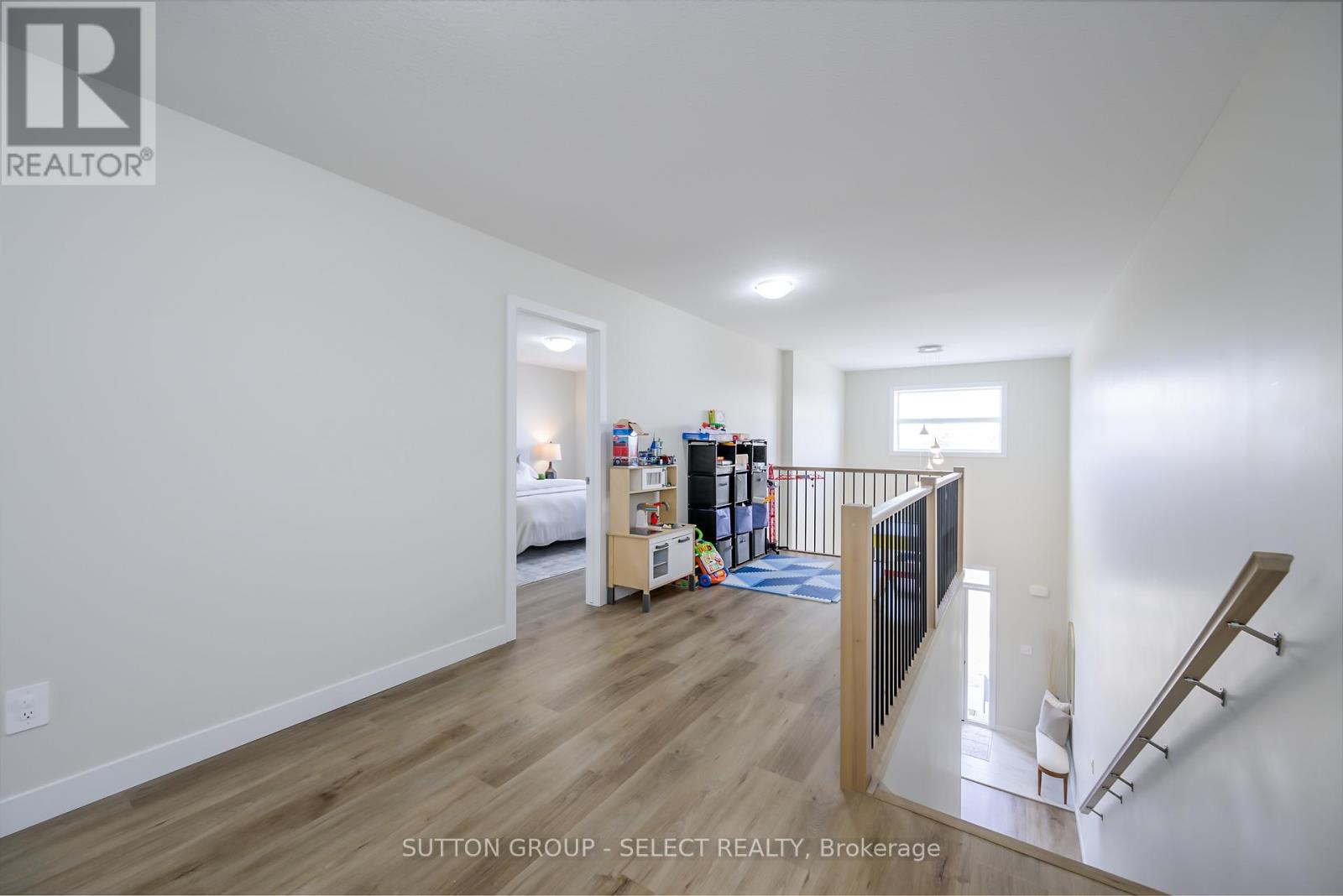 Photo 15 of 29 for 6949 Royal Magnolia Avenue