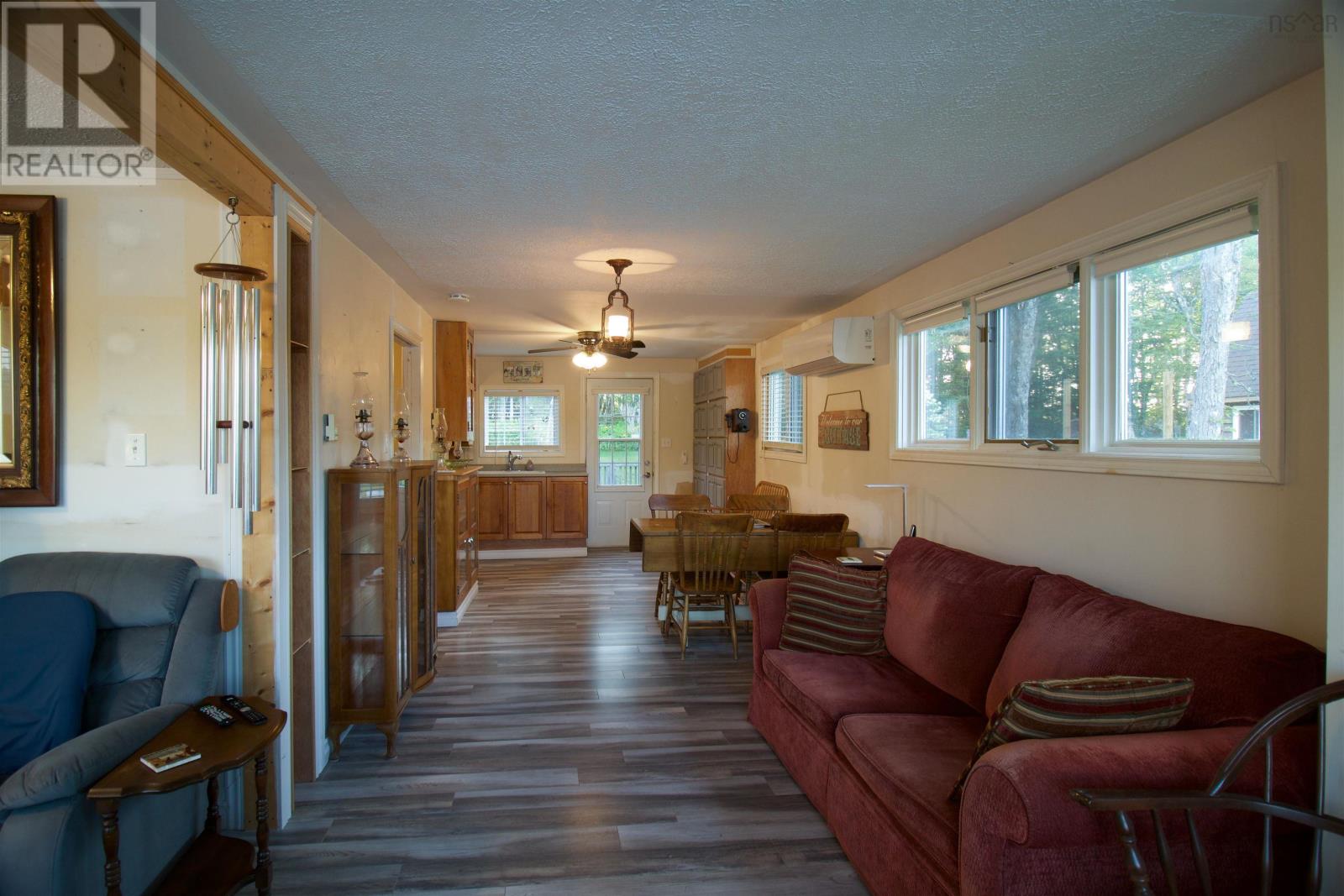 5 Johnson Road, Mount Uniacke, Nova Scotia  B0N 1Z0 - Photo 9 - 202509344