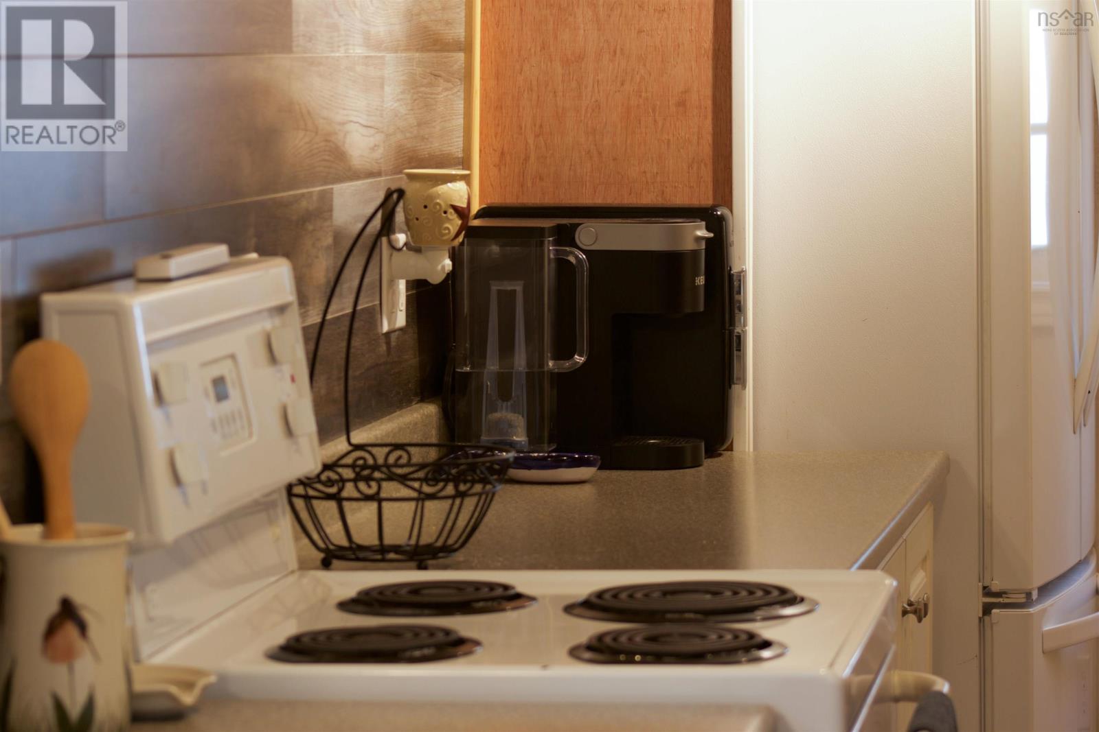 5 Johnson Road, Mount Uniacke, Nova Scotia  B0N 1Z0 - Photo 13 - 202509346